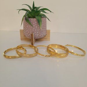 Size 7 - (5) Piece Monet/Napier Gold Bangle Ensemble